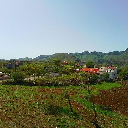 Cote De France Acomodação com café da manhã Fundura Exterior foto