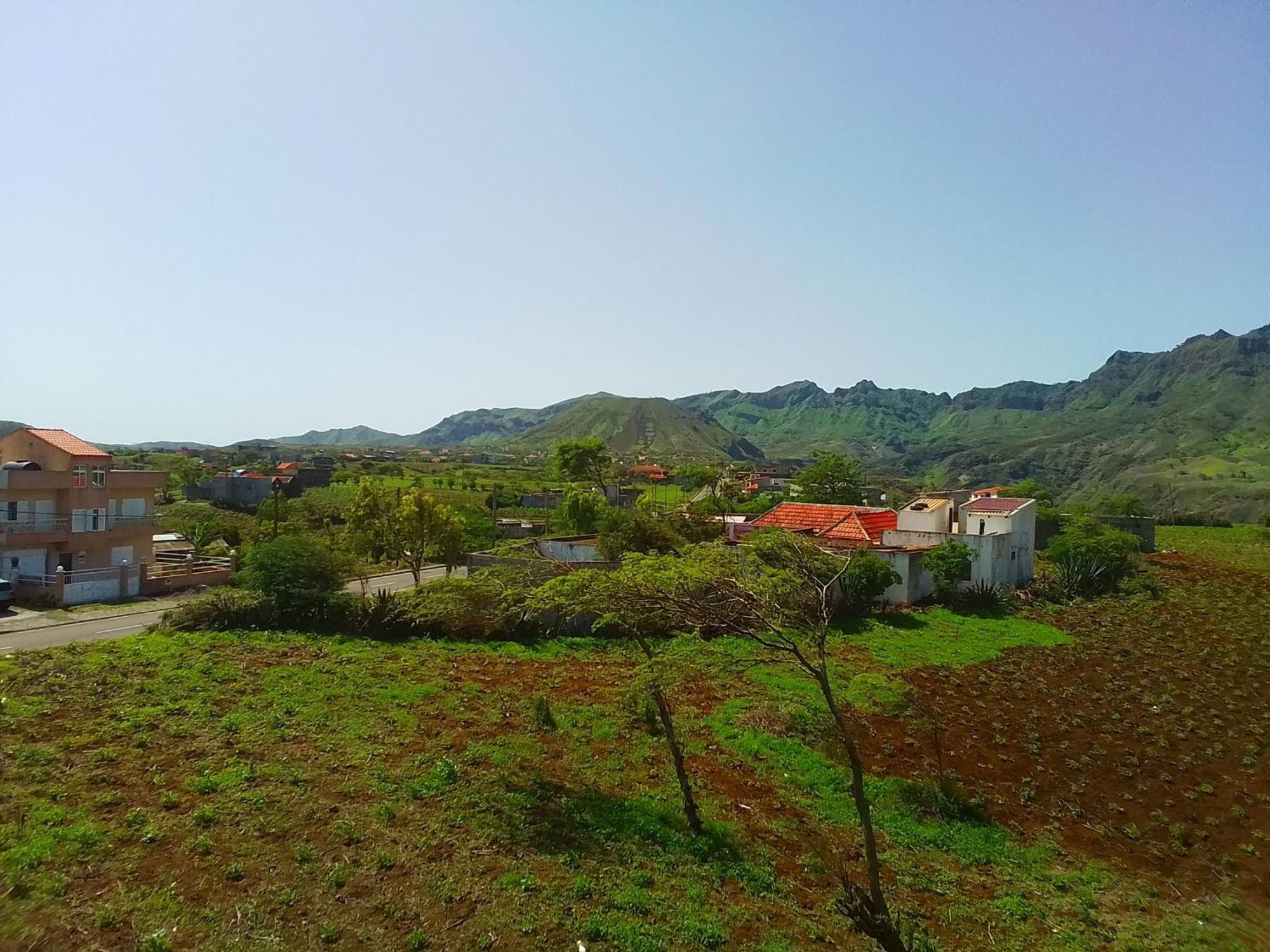 Cote De France Acomodação com café da manhã Fundura Exterior foto